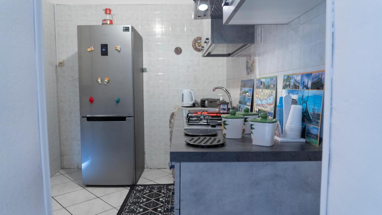 Mary'S Center House Apartment Катания Екстериор снимка